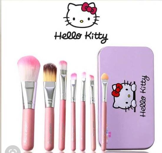 Hello Kitty Makeup Brushes