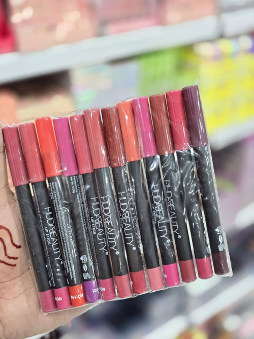 Huda Beauty Lip Liner